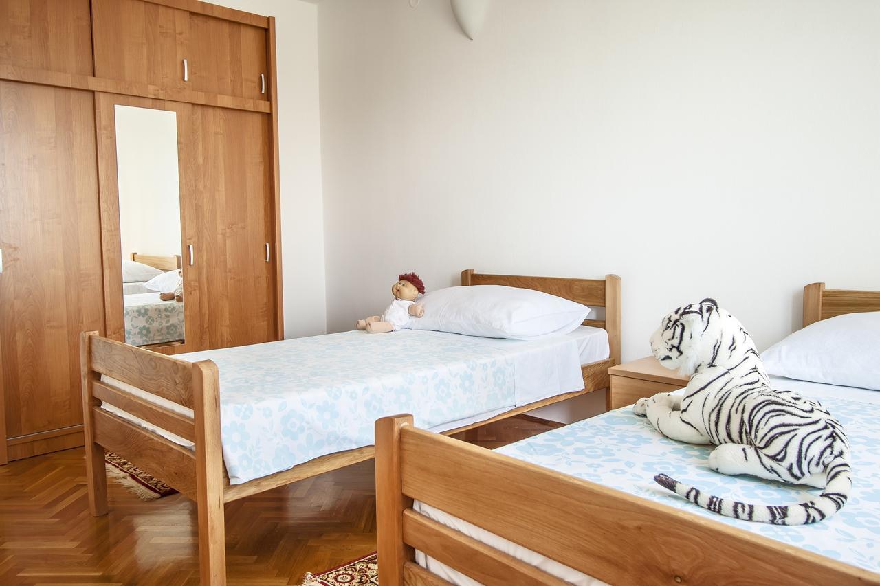 Valeriana Apartment พูลา ภายนอก รูปภาพ