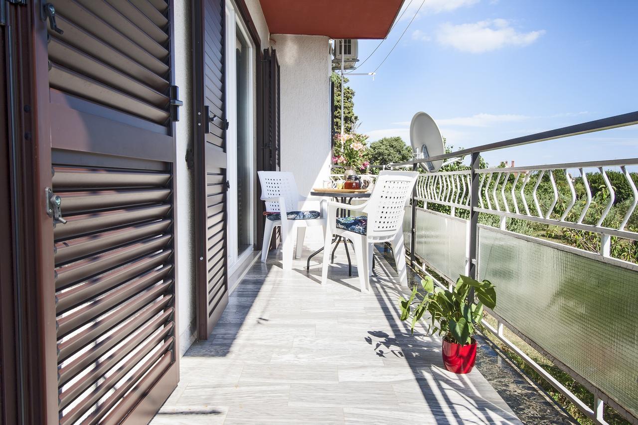 Valeriana Apartment พูลา ภายนอก รูปภาพ